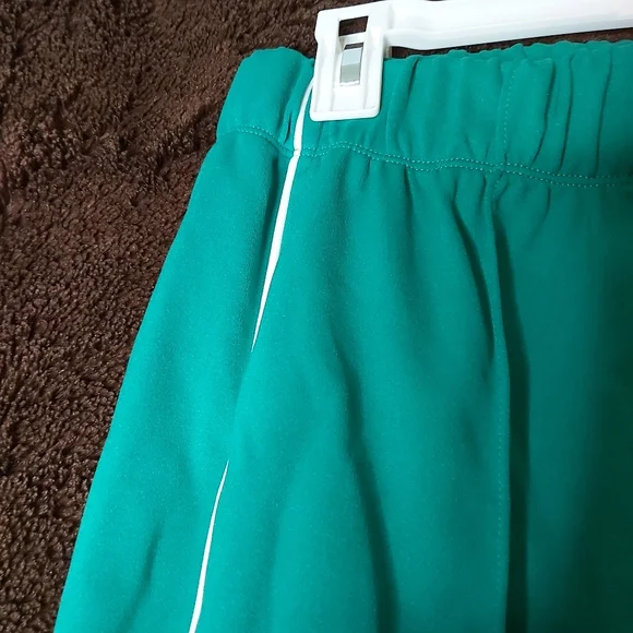 💢SALE.SALE💢Emerald green Wild Fable track pants - Picture 3 of 7